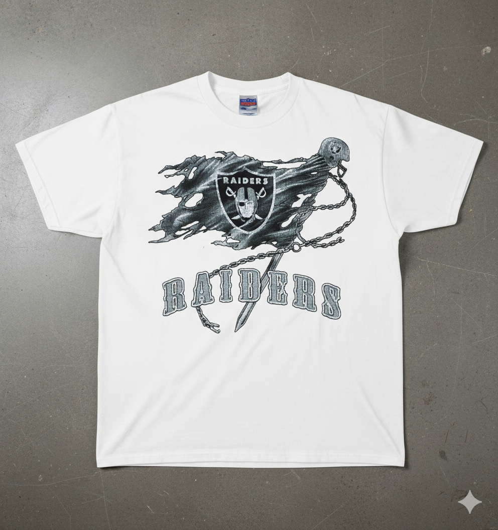 Raiders Skull and Crossbones T-shirt