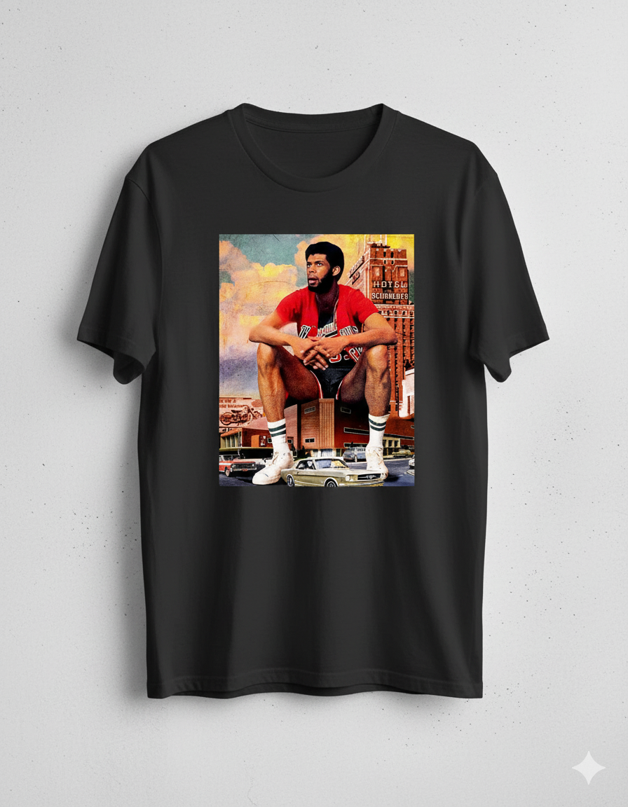 Kareem Abdul-Jabbar 'Giant Among Men' Classic T-Shirt
